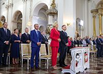 01_Para_Prezydencka_Dozynki_Prezydenckie_Msza_20230924_MB1_0071.jpg