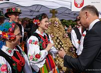 09_Para_Prezydencka_Dozynki_Prezydenckie_20230924_MB1_0375.jpg