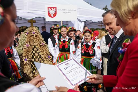 08_Para_Prezydencka_Dozynki_Prezydenckie_20230924_MB1_0360.jpg