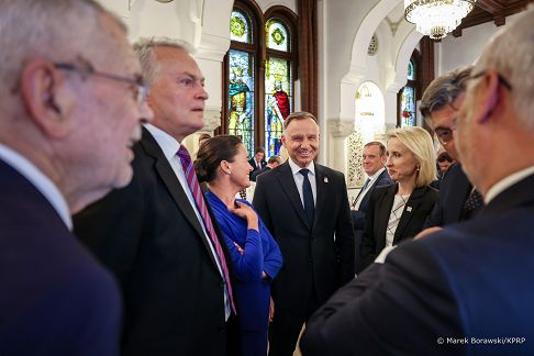 02a_Andrzej_Duda_Salon_Bukareszt_Szczyt_Panstw_Trojmorza_20230906_MB1_9248.jpg