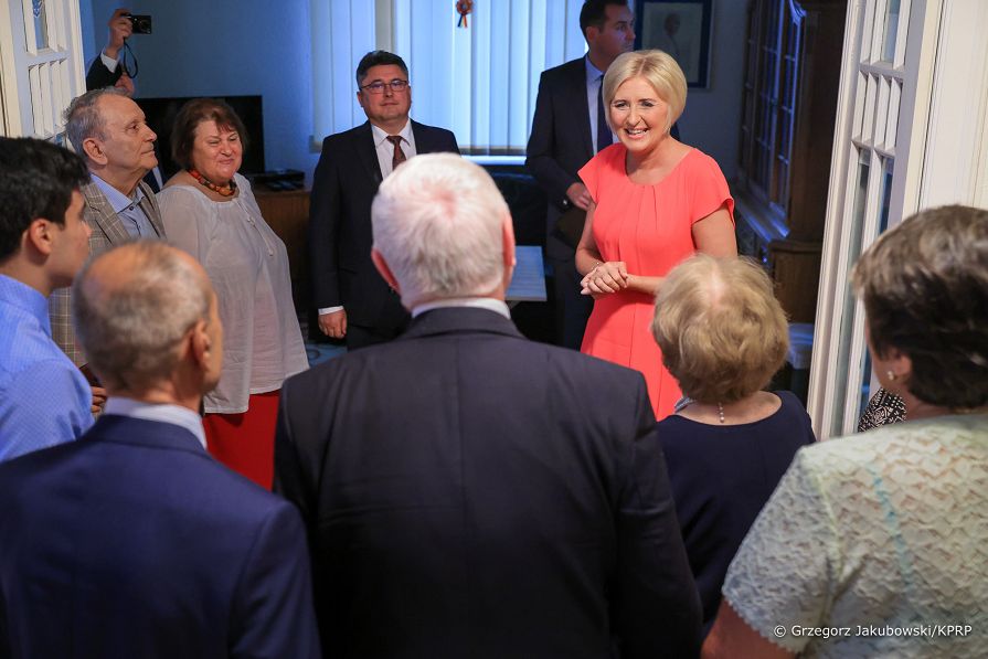 12_Agata_Kornhauser_Duda_Spotkane_Dom_Polski_Bukareszt_20230906_GJA_0682.jpg