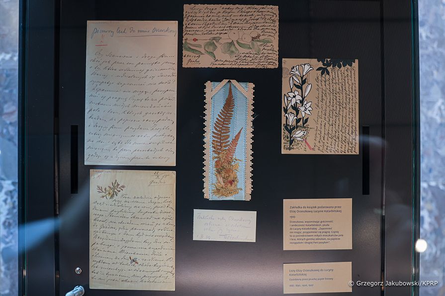 007_Agata_Kornhauser-Duda_Biblioteka_Narodwa_wystawa_Nad_Niemnem__20230908_GJA_7907.jpg