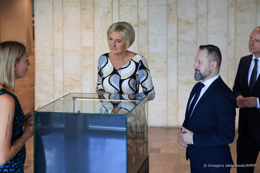 001_Agata_Kornhauser-Duda_Biblioteka_Narodwa_wystawa_Nad_Niemnem__20230908_GJA_7773.jpg