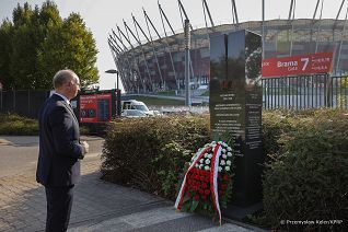 02_Wojciech_Kolarski_Kwiaty_Ryszard_Siwiec_20230908_PK1_4350.jpg