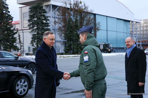 001_Andrzej_Duda_Wylot_Davos_20240115_GJA_1819.jpg
