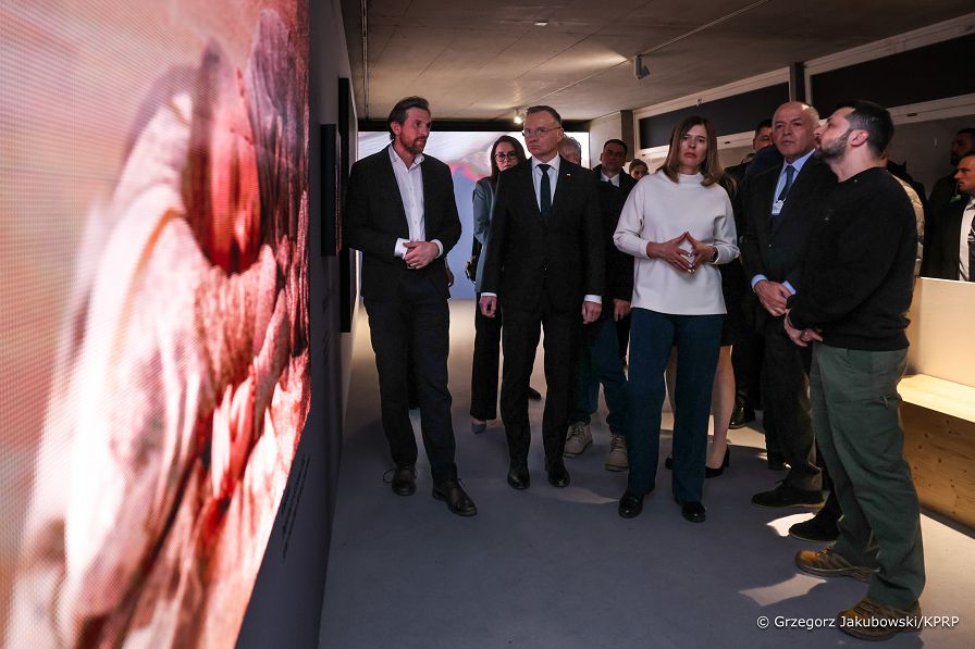 006_a_PAD_Davos_otwarcie_wystawa_20240116_1S5A3392.jpg