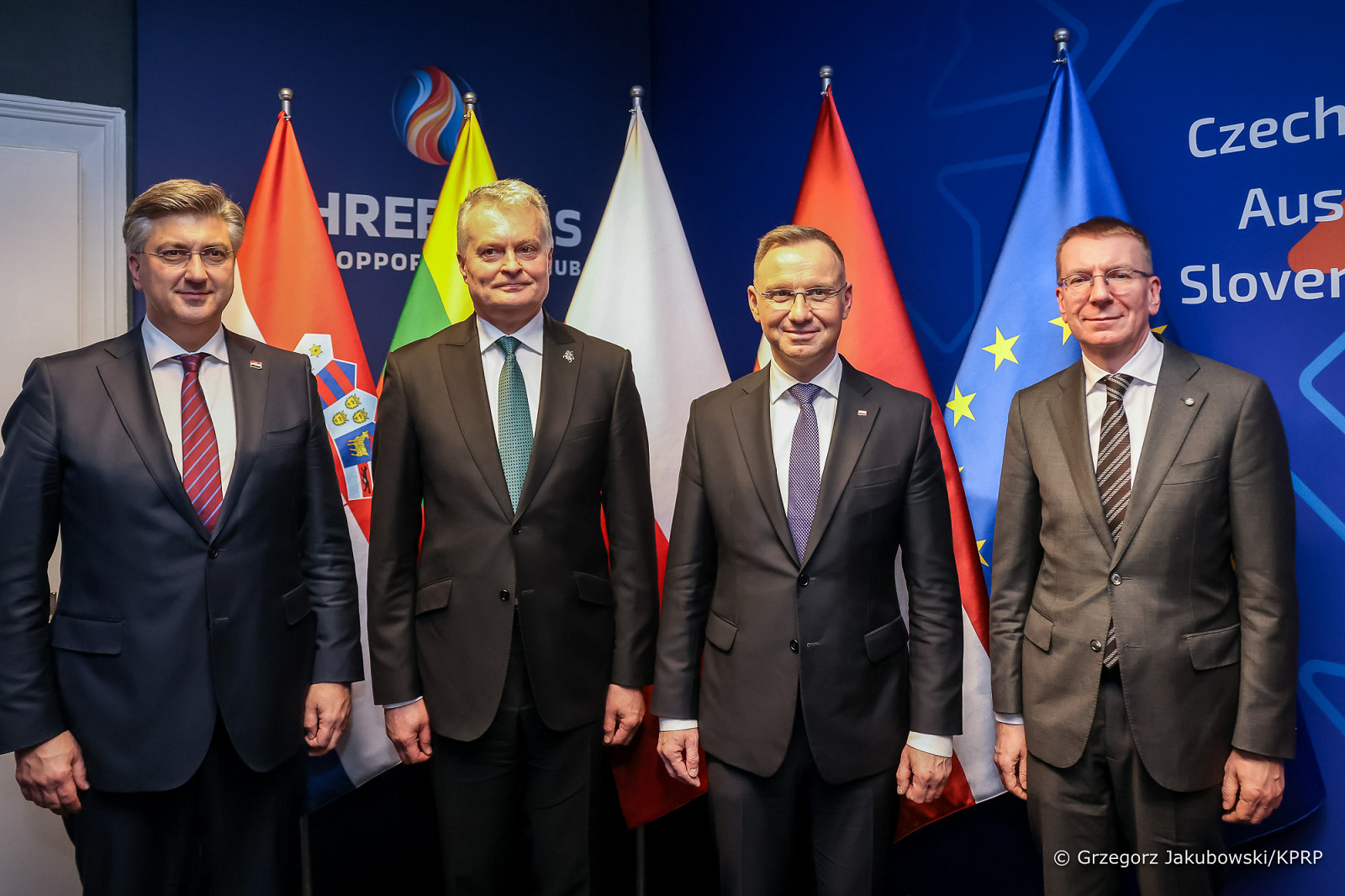 004_Andrzej_Duda_Davos_High_Level_Debate_Powitanie_20240117_1S5A4491.jpg [517.29 KB]