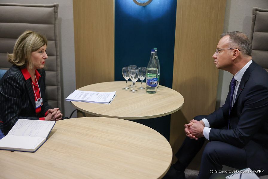 12_Andrzej_Duda_Vera_Jourova_Wiceprzewodniczaca_KE_Davos_20240117_1S5A3919.jpg