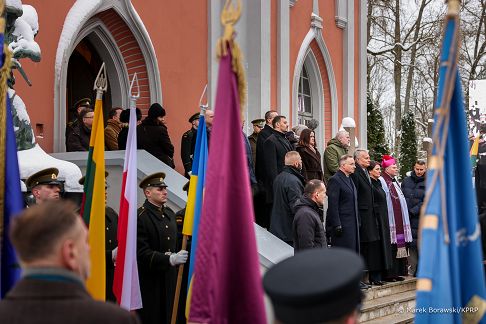 011_Andrzej_Duda_Cmentarz_na_Rossie_20240121_MB2_8553.jpg