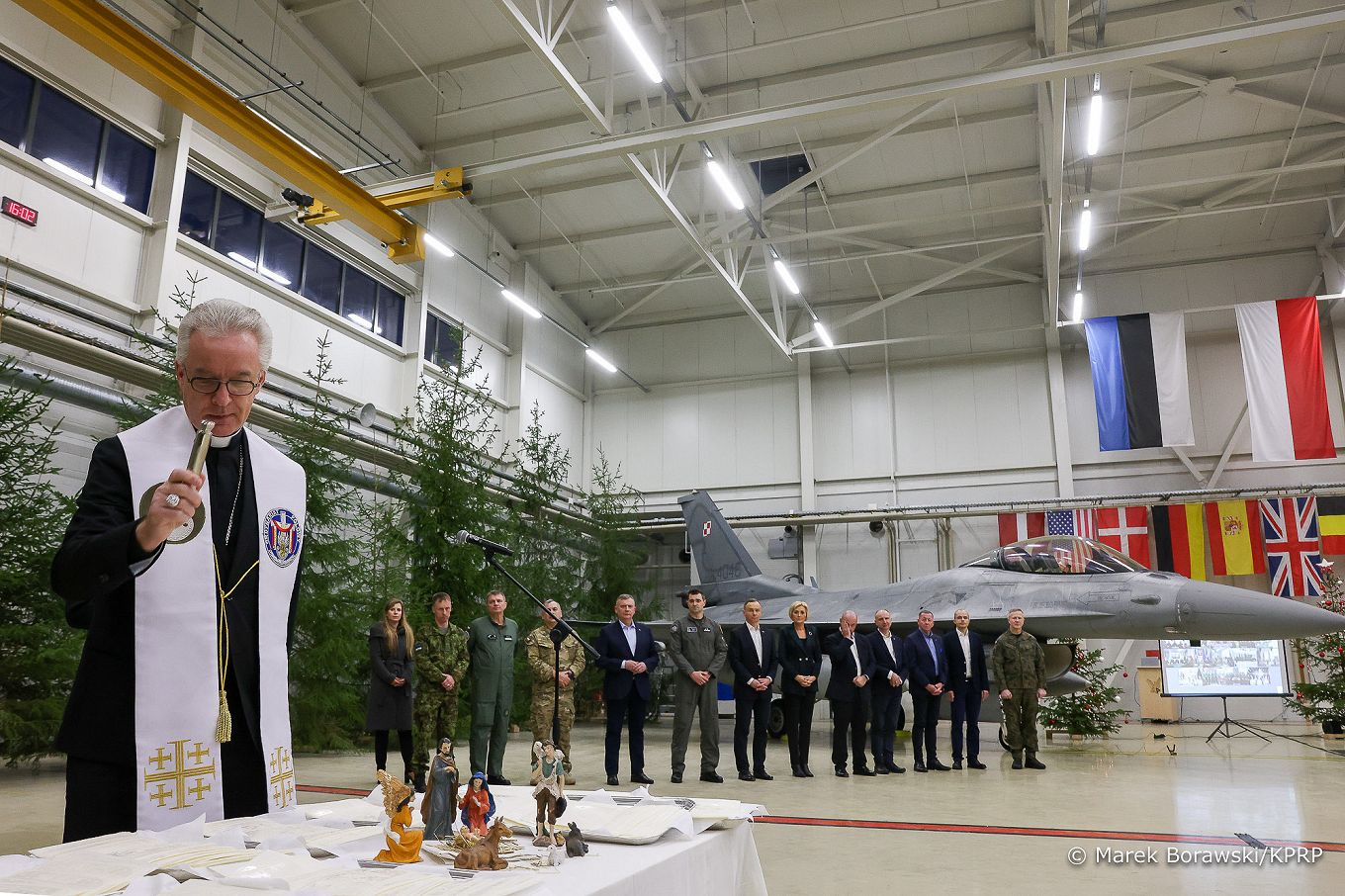 43_17_Andrzej_Agata_Duda_spotkanie_swiateczne_Estonia_20231218_MB1_3405.jpg