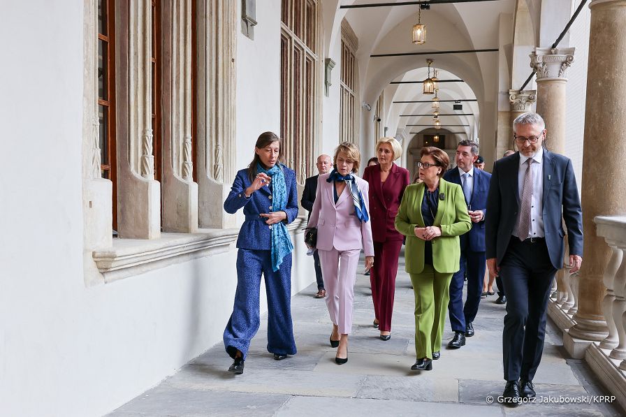 17_Agata_Kornhauser_Duda_Wspolmalzonkowie_Przywodcow_Grupy_Arraiolos_20241011_GJB_9448.jpg
