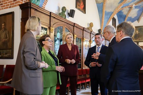 25_Agata_Kornhauser_Duda_Wspolmalzonkowie_Przywodcow_Grupy_Arraiolos_20241011_LB_21338.jpg