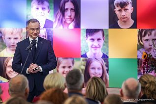 001_Para_Prezydencka_Podopieczni_Fundacji_Dorastaj_z_Nami_20241016_GJB_2109.jpg