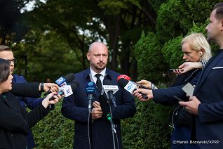 003_MJS_Briefing_zakazany_ogród_23-10-2024_MB1_4146.jpg.JPG