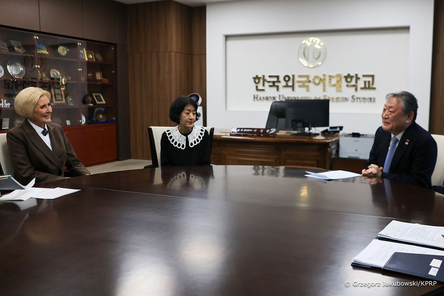 02_agata_Kornhauser_Duda_Koreanski_Uniwerytet_Jezykow_Obcych_Hankuk_20241024_GJA_3122.jpg
