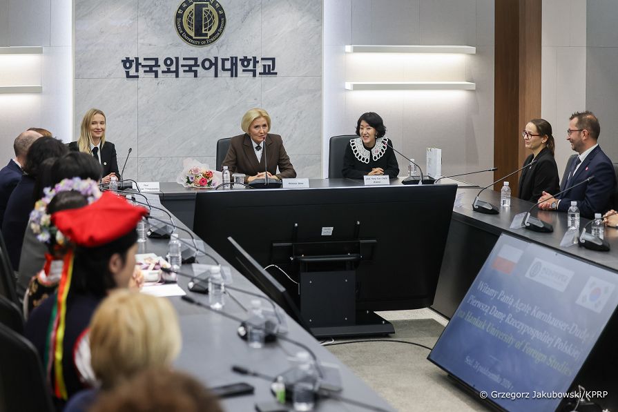 10_agata_Kornhauser_Duda_Koreanski_Uniwerytet_Jezykow_Obcych_Hankuk_20241024_GJB_1471.jpg