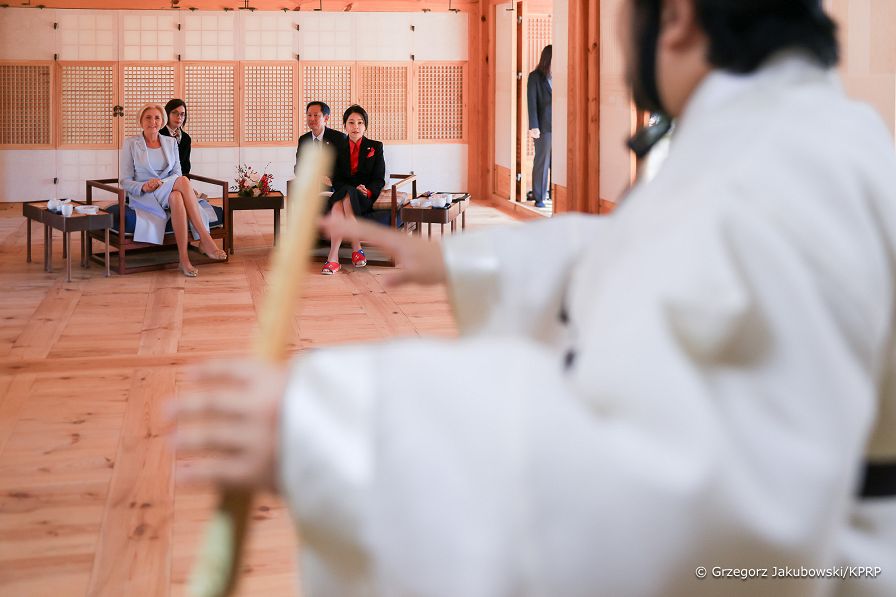 13_Agata_Kornhauser_Duda_Kim_Keon_hee_Palac_Kyeongbok__20241024_GJA_2387.jpg