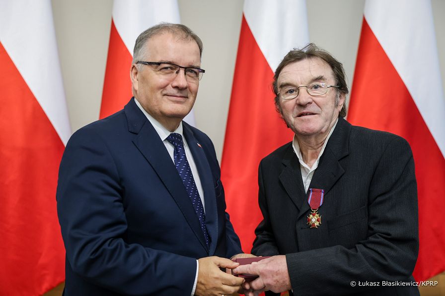 006_Minister_Andrzej_Dera_odznaczenia_panstwowe_Belweder_20241028_LB_16245.jpg
