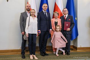 011_PAD_nominacje_profesorskie_20241008_MB1_4139.jpg