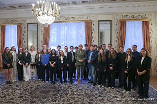 002_PAKD_licealiści_Nowy_Dwór_Gdański_08-10-2024_GJB_8446.jpg.JPG