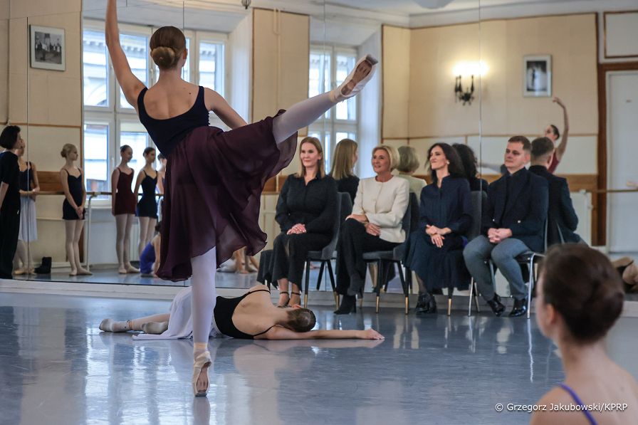 001_Agata_Kornhauser_Duda_Szkola_Baletowa_20241115_GJA_3196.jpg