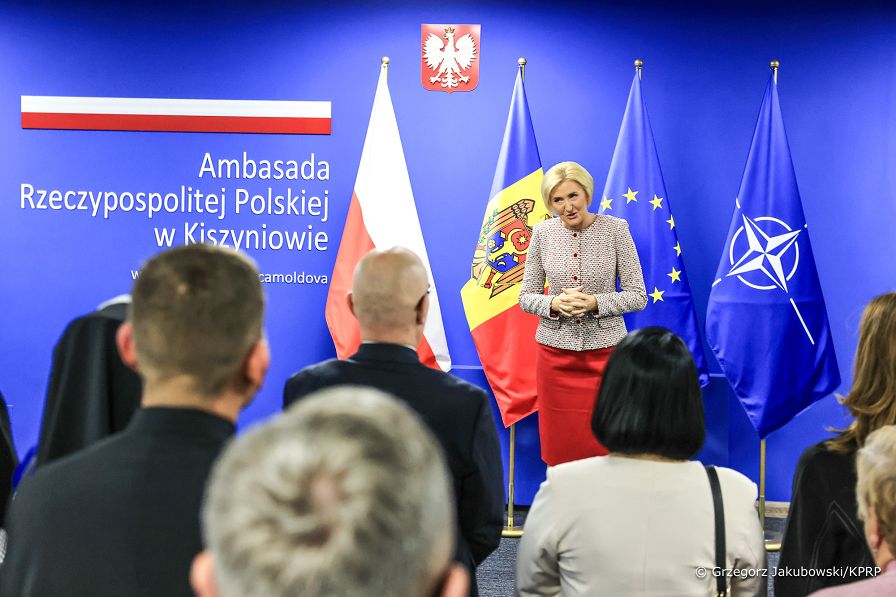 004_Agata_Kornauser_Duda_spotkanie_Ambasada_Polonia_Kiszynow_20241119_GJA_4116.jpg