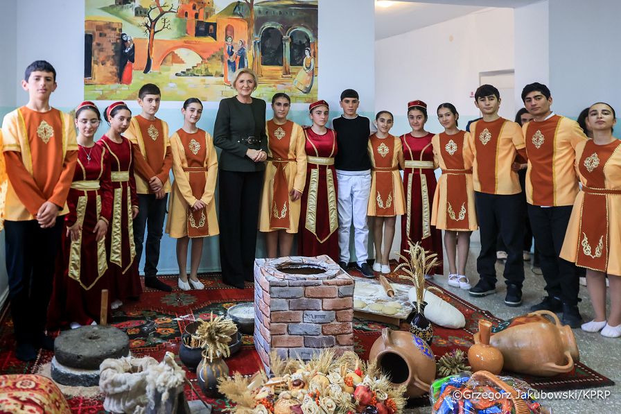 007_PAKD_Armenia_Arevik_Wizyta_szkoła_średnia_26-11-2024_GJA_0251.jpg.JPG