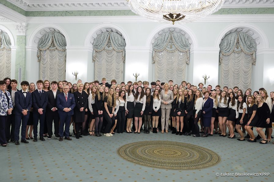 008_Agata_Kornhauser_Duda_spotkanie_mlodziez_szkol_polonijnych_z_Chicago_20241128_LB_22784.jpg