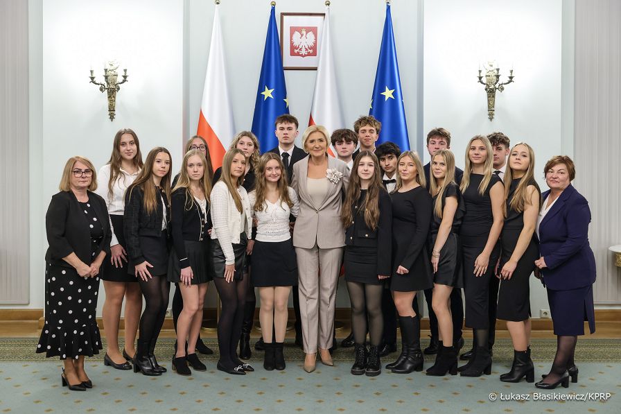 009_Agata_Kornhauser_Duda_spotkanie_mlodziez_szkol_polonijnych_z_Chicago_20241128_LB_22856.jpg