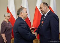 04_Andrzej_Dera_odanczaenia_zasluzonym_dzialalnosci_na_rzecz_przemian-demokratycznych_20241211_LB_22580.jpg