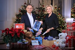 002_Para_Prezydencka_sesja_Szlachetna_Paczka_20241211_GJA_2215 1.jpg