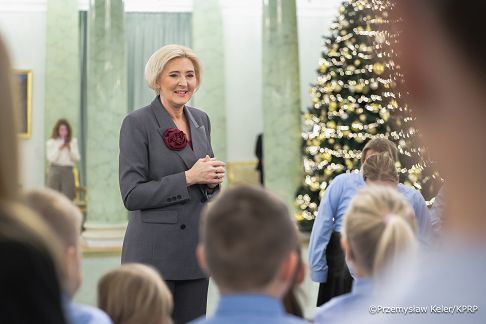 004_Agata_Kornhauser_Duda_spotkanie_uczniowie_katolickiej_szkoły_17-12-2024_PK2_6613.jpg.JPG