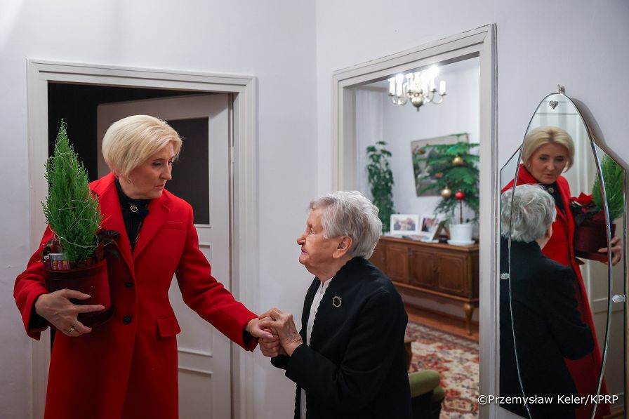 011_Agata_Korhnhauser_Duda_spotkanie_z_kombatantem_Danuta Perenc_18-12-2024_PK1_7376.jpg.JPG