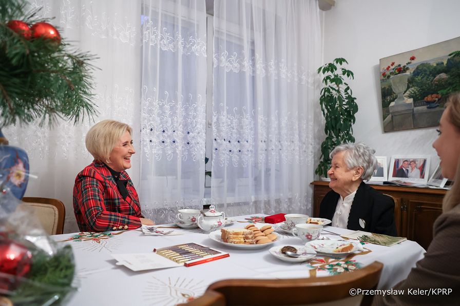 008_Agata_Korhnhauser_Duda_spotkanie_z_kombatantem_Danuta Perenc_18-12-2024_PK1_6448.jpg.JPG