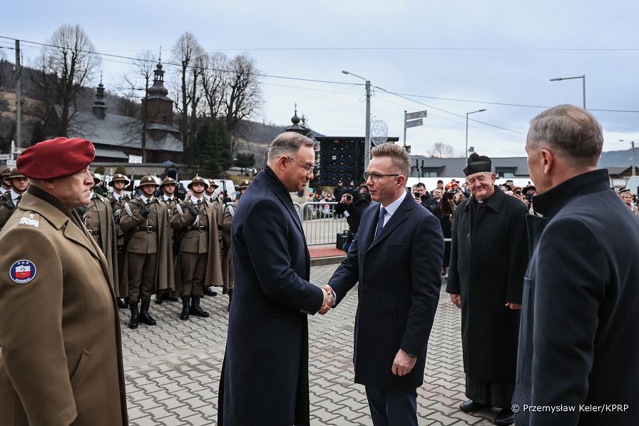 001_Prezydent_Andrzej_Duda_80_rocznica_pacyfikacji_Ochotnicy_Dolnej_20241222_PK1_0487.jpg