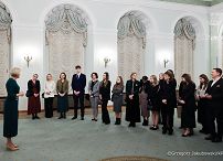 004_Agata_Korhauser_Duda_spotkanie_stypendyści_Solidarna_Szkoła_03-12-2024_GJA_5949.jpg.JPG