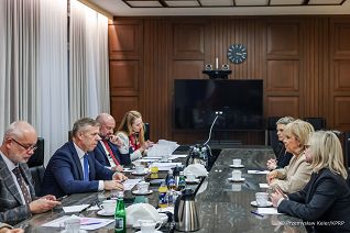 002_Minister_Piotr_Cwik_spotkanie_Naczelna_Izba_Pielegniarek_i_Poloznych_20241204_LB_20541.jpg