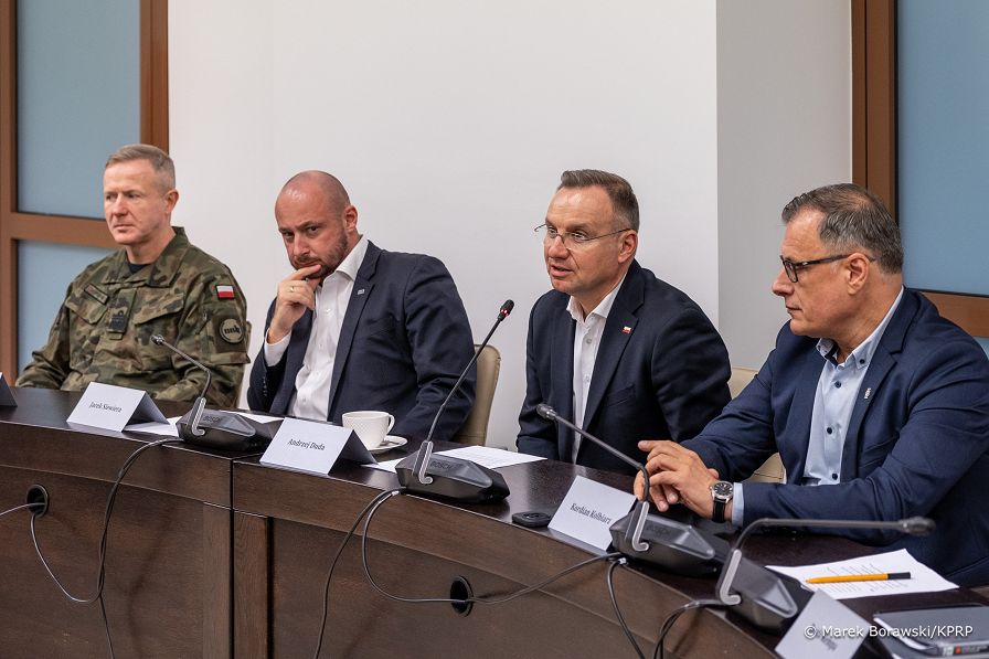 004_Prezydent_Andrzej_Duda_spotkanie_samorzadowcy_UM_w_Nysie_20241204_MB1_1372.jpg