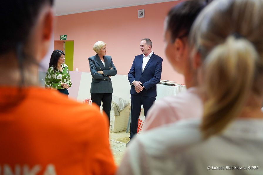 004_Agata_Kornhauser_Duda_wizyta_Przedszkole_Glucholazy_20241204_LB_09187.jpg