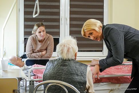 003_Agata_Kornhauser_Duda_Hospicjum_sw_Arnolda_Jansenna_Nysa_20241204_LB_09678.jpg
