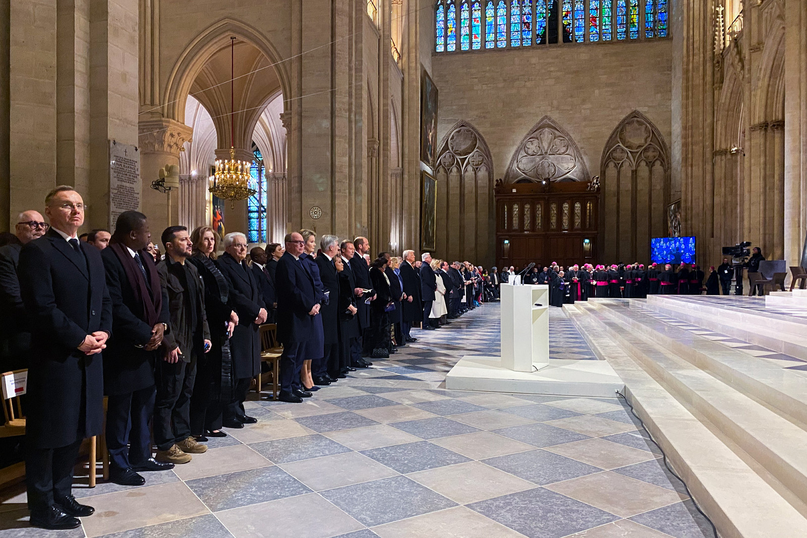 005A_Andrzej_Duda_Notre_Dame_07-12-2024_IMG_0250-preview.jpg.JPG [879.68 KB]