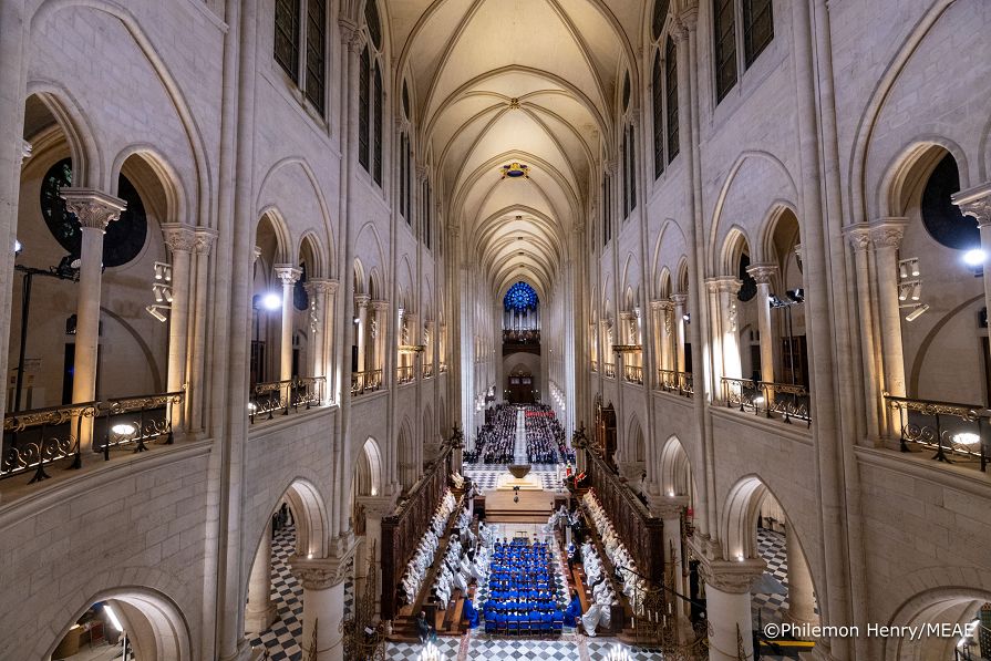 005B_Andrzej_Duda_Notre_Dame_07-12-2024_54189481701_f952405e77_o.jpg.JPG