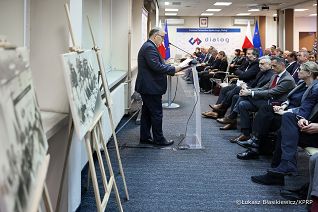 004_Andrzej_Dera_30_lecie_dialog_09-12-2024_LB_22148.jpg.JPG