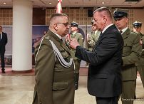 002_Odznaczenia_panstwowe_ksiezy_kapelan_Ordynariatu_Polowego_20230201_OQ4A0456.jpg
