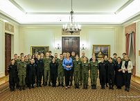 003_Agata_Kornhauser_Duda_spotkanie_Licealisci_z_LO_w_Urlach_20240201_MB2_0138.jpg