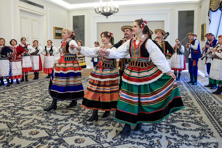 003_Agata_Kornhauser_Duda_spotkanie_Zespol_Piesni_i_Tanca_Wolany_20240213_GJA_5095.jpg