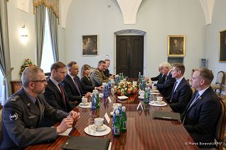 001_Andrzej_Duda_Spotkanie_Prezes_Lockhed_Martin_20240214_MB2_5086.jpg