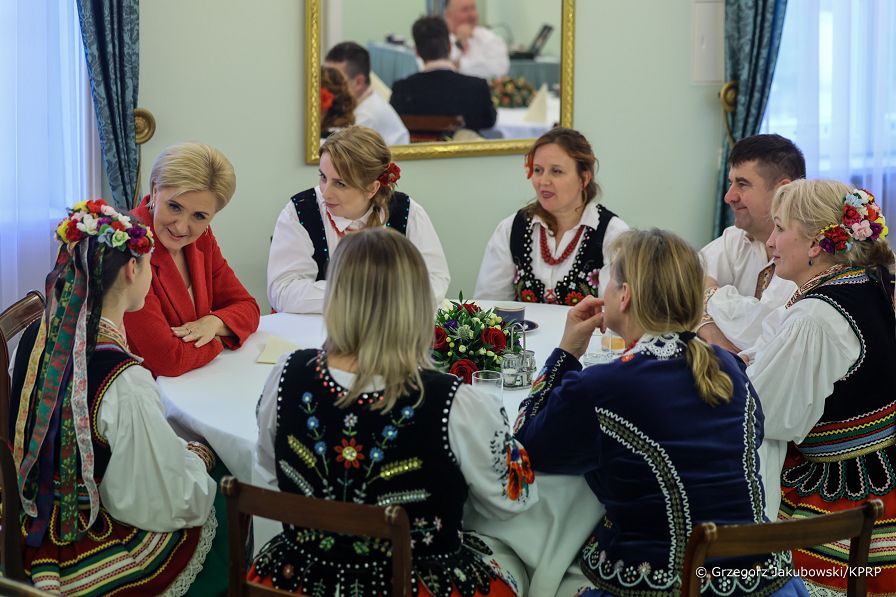 012_a_Agata_Kornhauser_Duda_spotkanie_Zespol_Piesni_i_Tanca_Wolany_20240213_1S5A9614.jpg