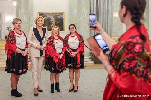 012_Agata_Kornhauser_Duda_soptkanie_grupa_Zurawica_20240219_1S5A1034.jpg