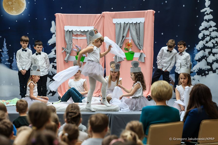 004_Agata_Kornhauser_Duda_Przedszkole_nr_1_pod_Debowym_Listkiem_w_Milanowku_20240221_GJA_1528.jpg